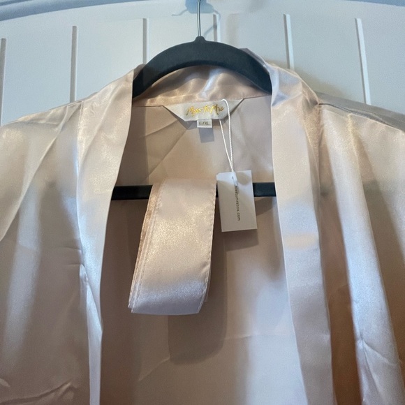 Miss to Mrs Blush/Light Pink Satin Robe with Waist Tie - Picture 6 of 7